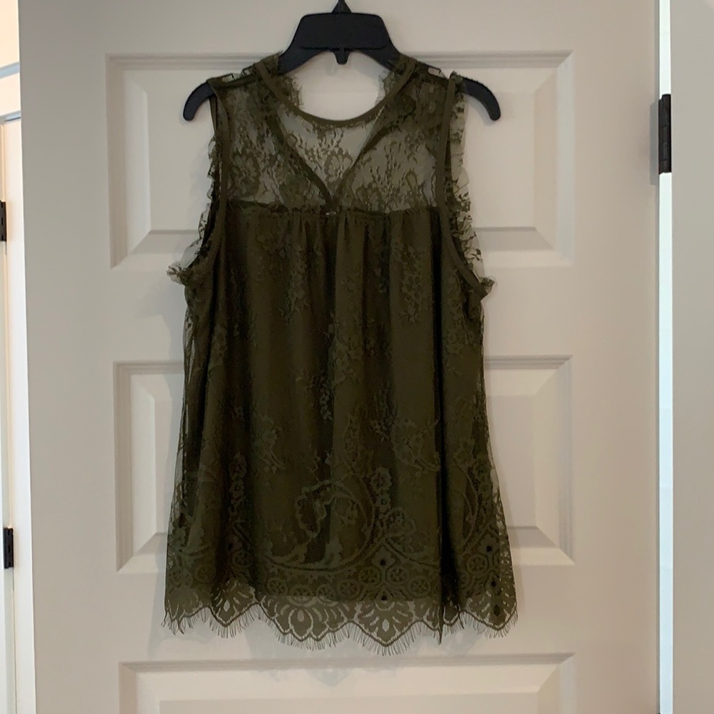 Olive lace overlay shell